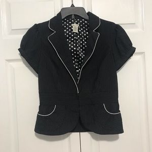 ⭐️ 3 for $15 ! ⭐️ NWOT Black Striped Top